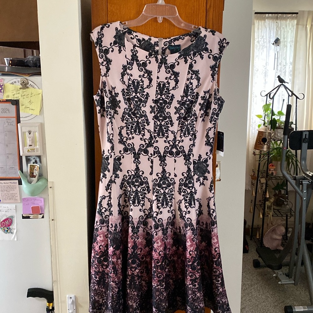 Gabby Skye dress